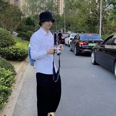 黑白模特