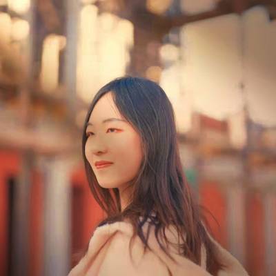 宝丽来模特