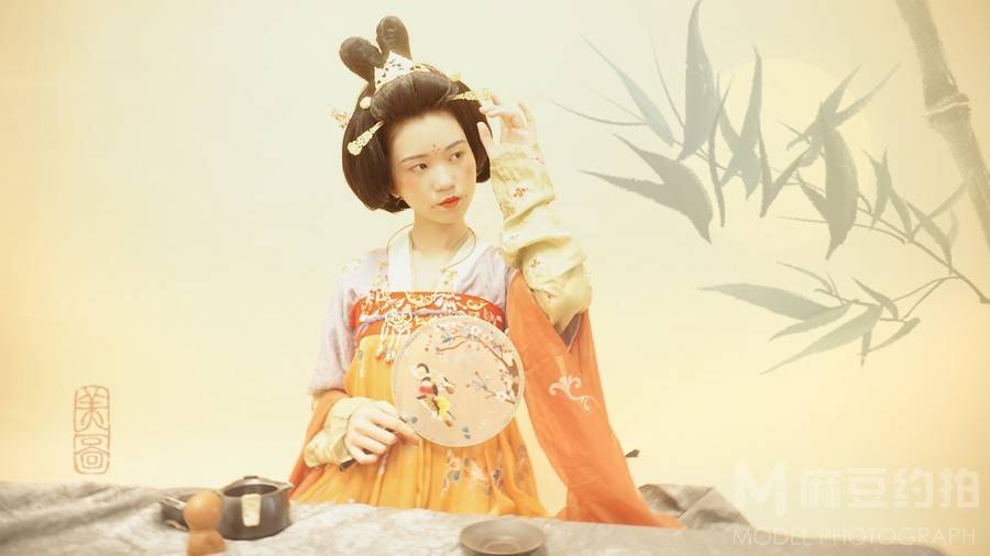 妆容模特