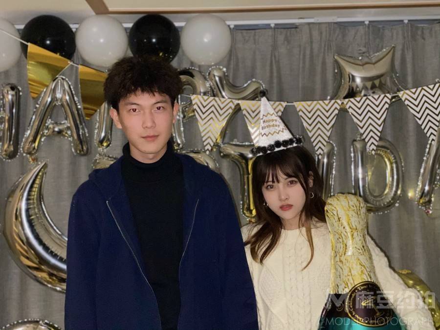 情侣模特