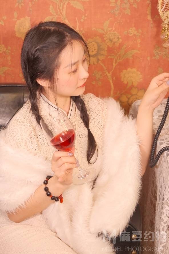 胶片模特