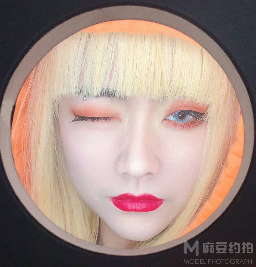 暗黑模特