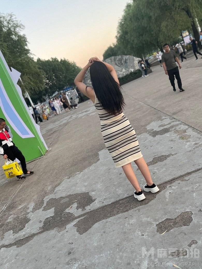 胶片模特