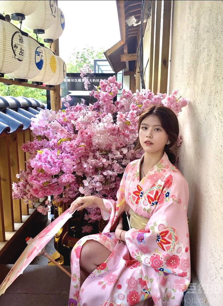 和服模特