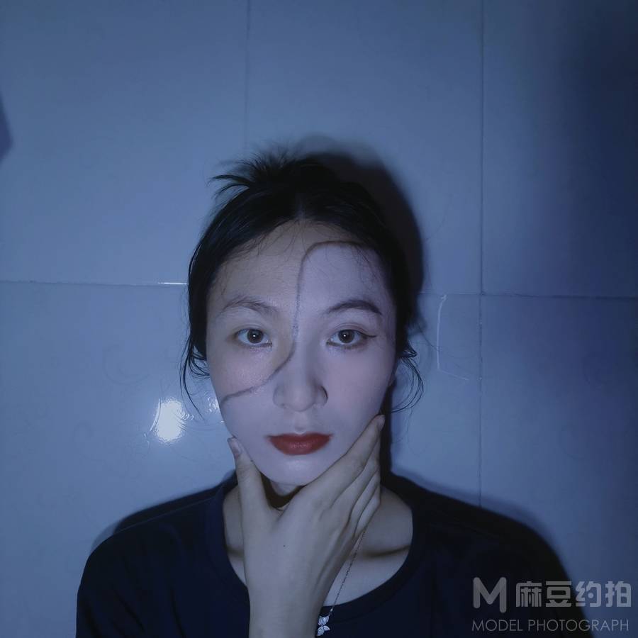 暗黑模特