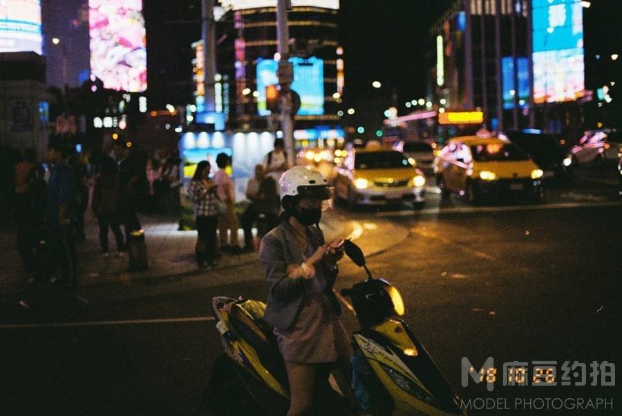 夜景模特