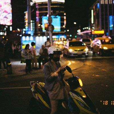 夜景模特