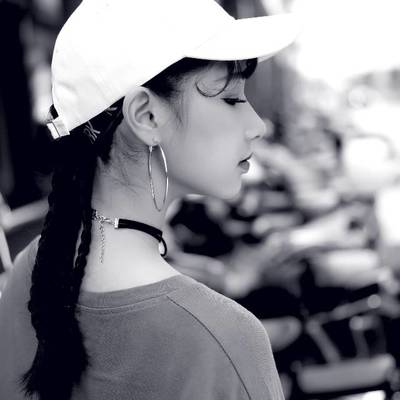 黑白模特