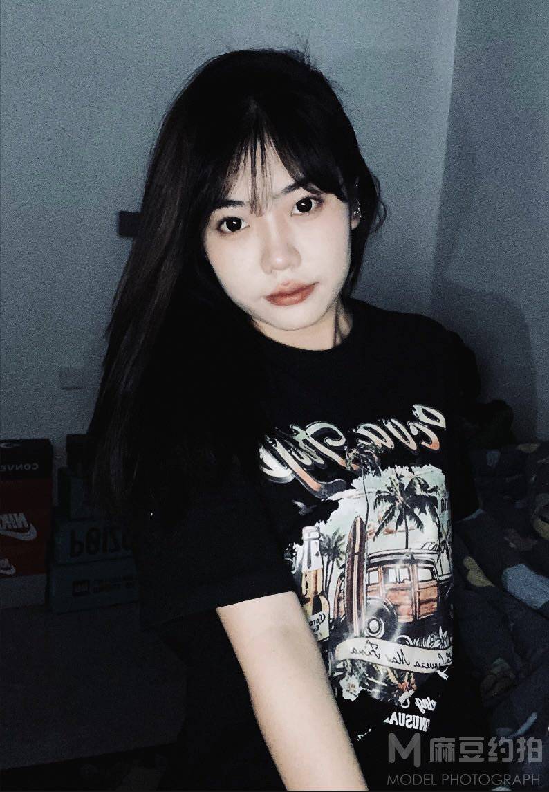 胶片模特