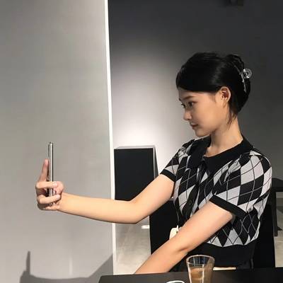 黑白模特