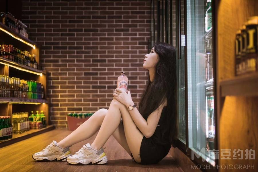 清新模特