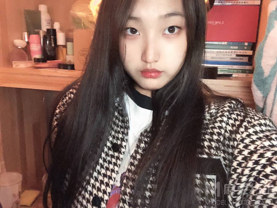 胶片模特