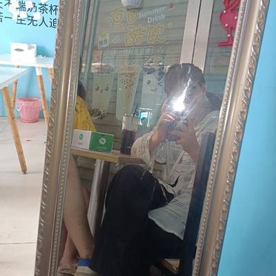 黑白模特