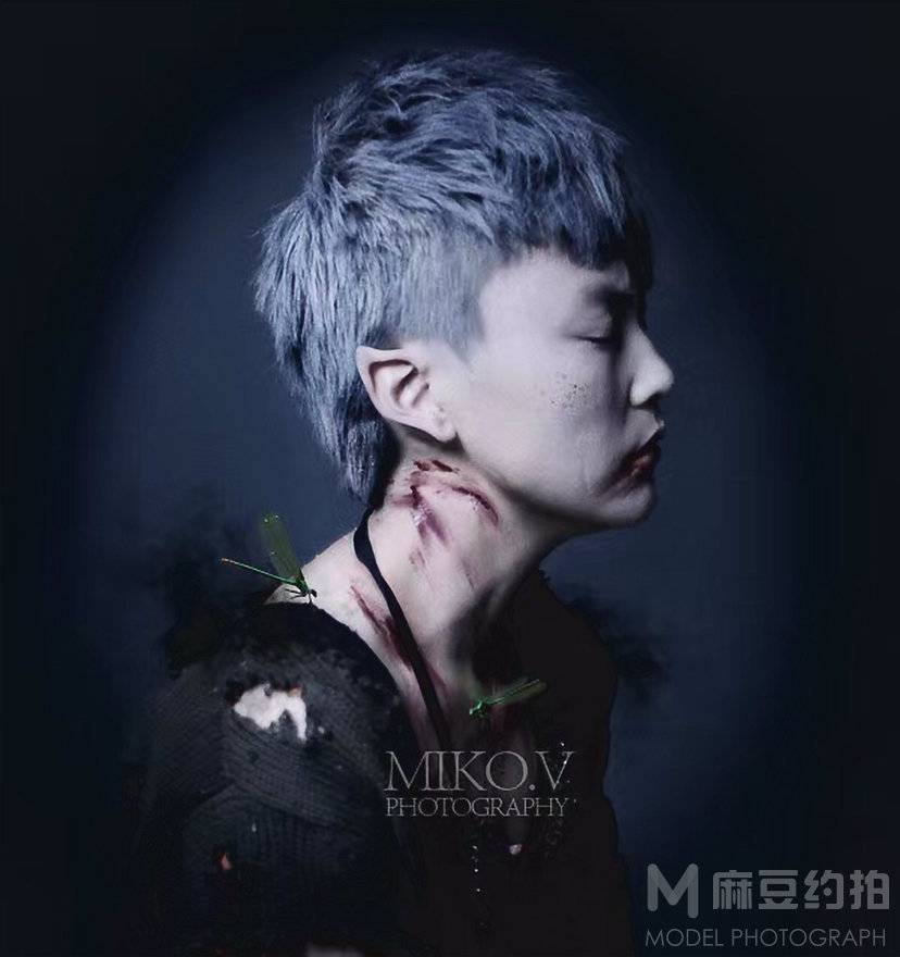 暗黑模特