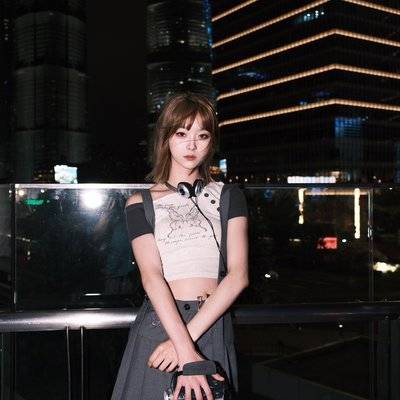 夜景模特