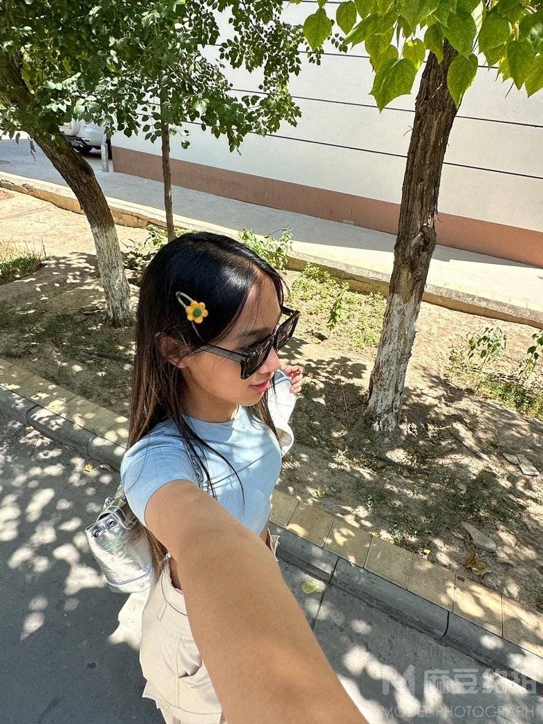 胶片模特