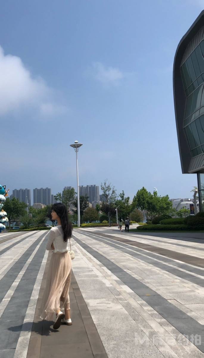 校园模特