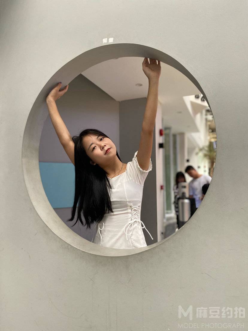 清新模特