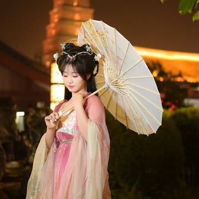汉服模特