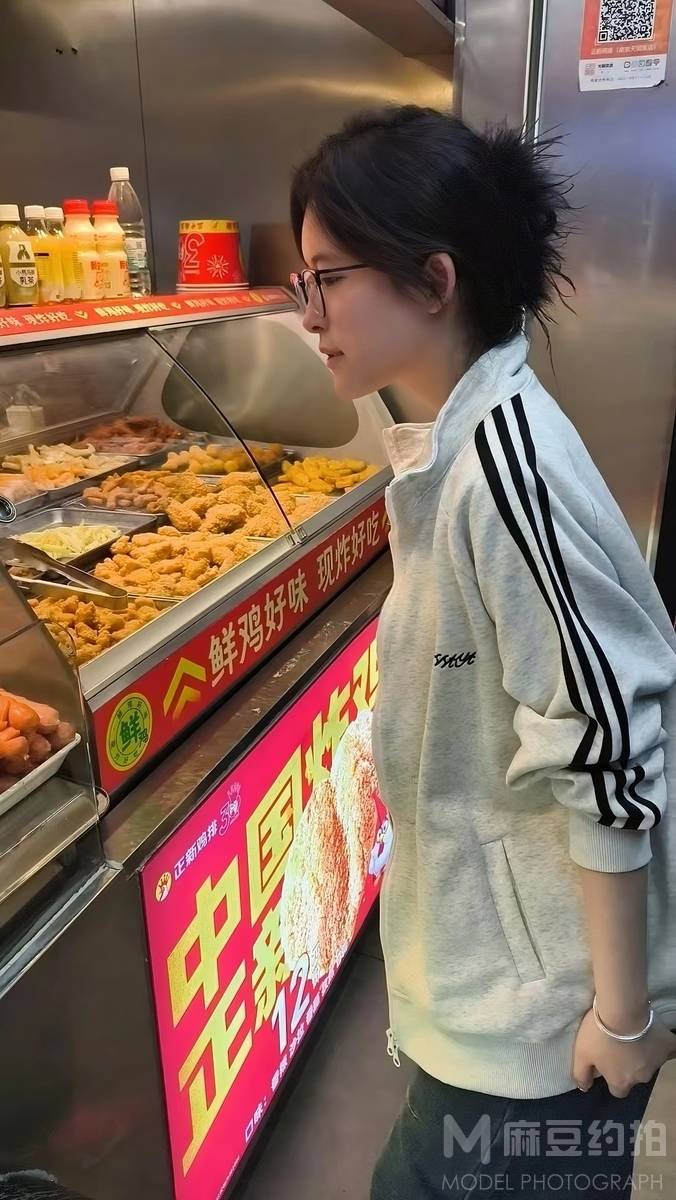 清新模特