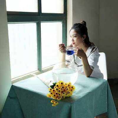 妆容模特