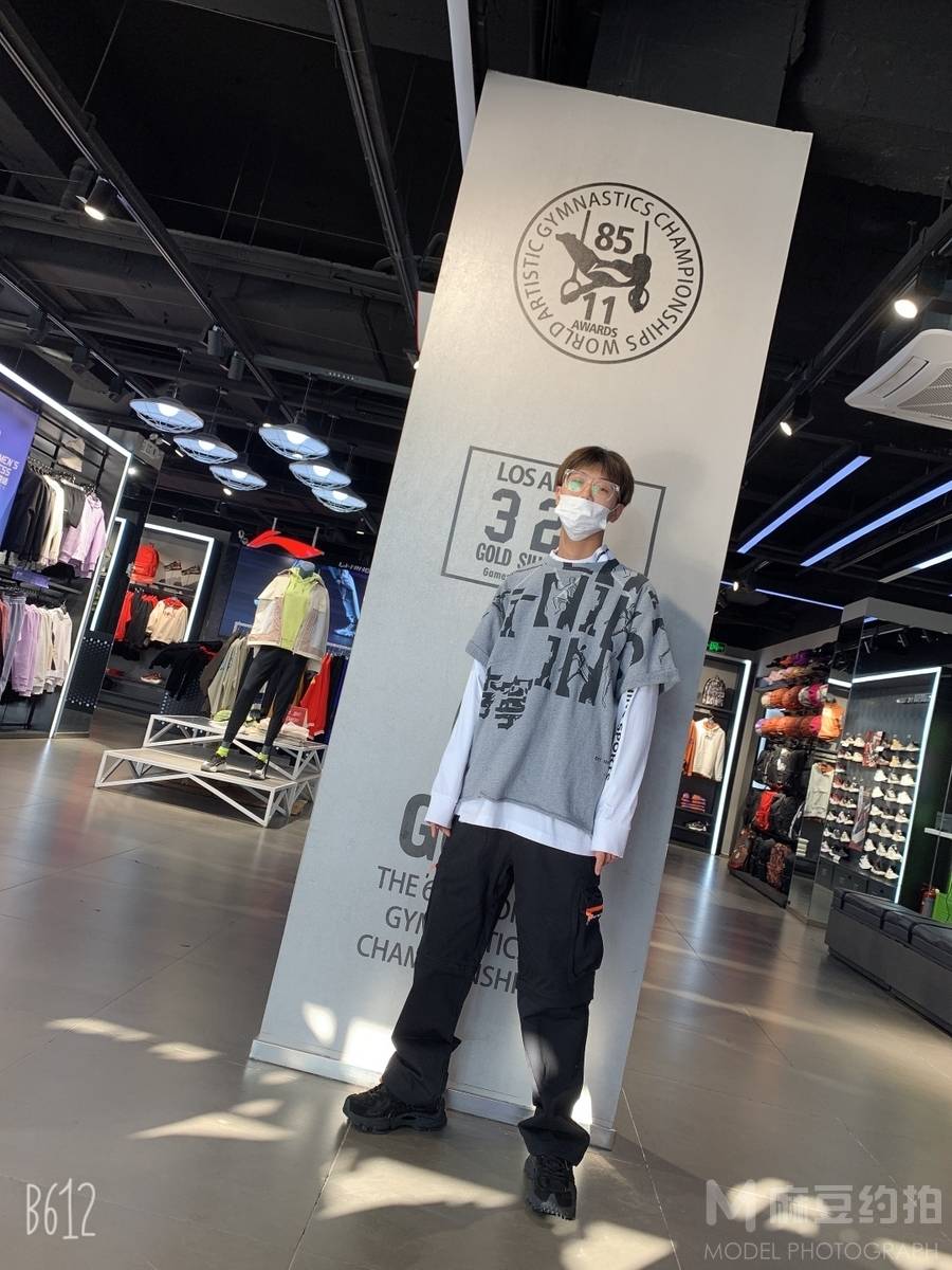 清新模特