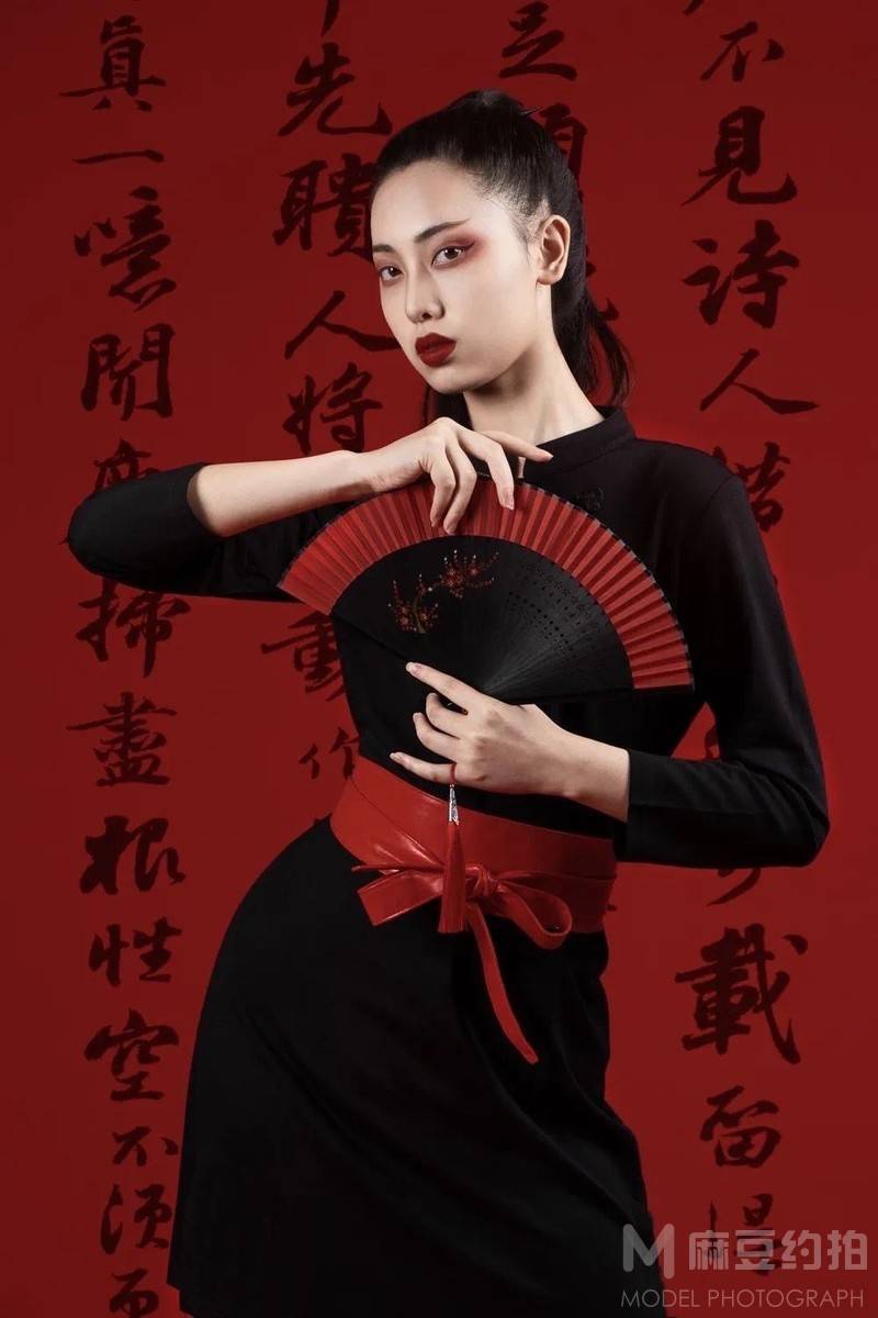 妆容模特