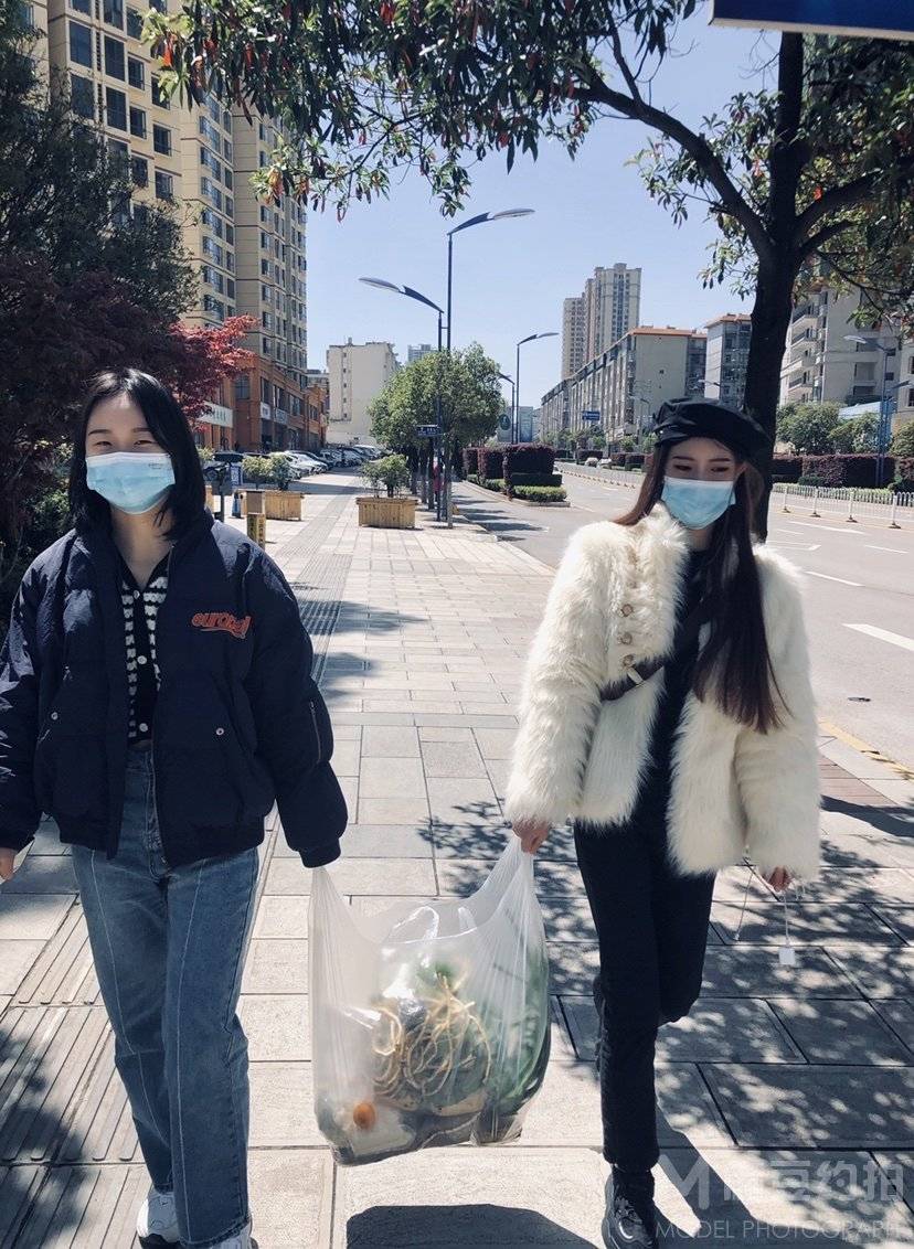 校园模特