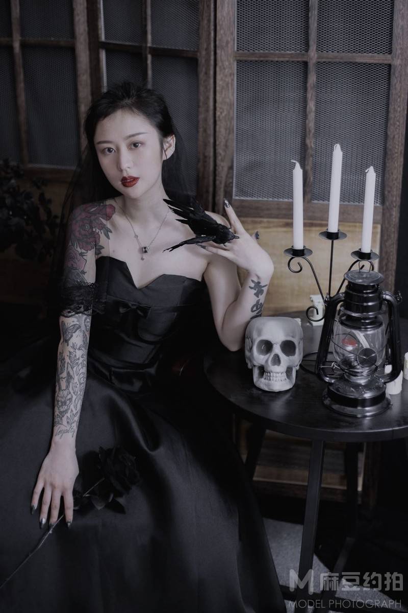 暗黑模特