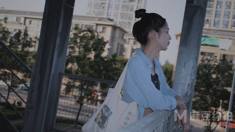 胶片模特