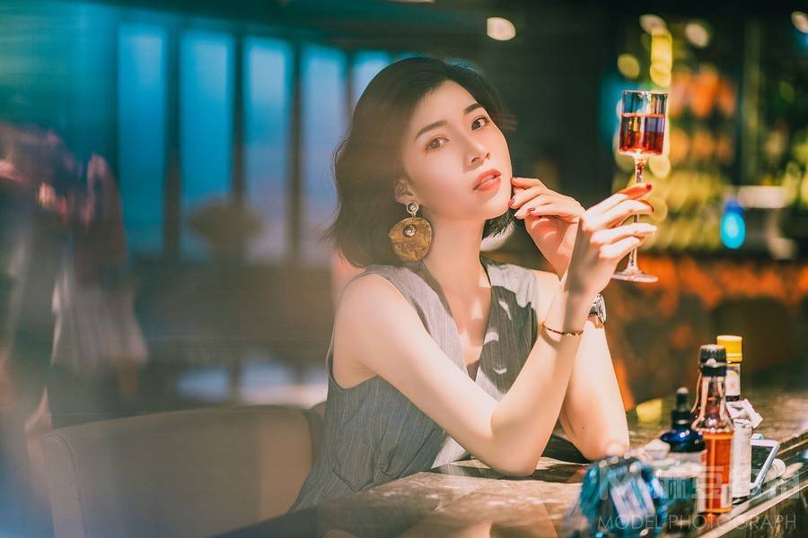 夜景模特