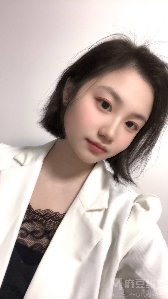 纪实模特