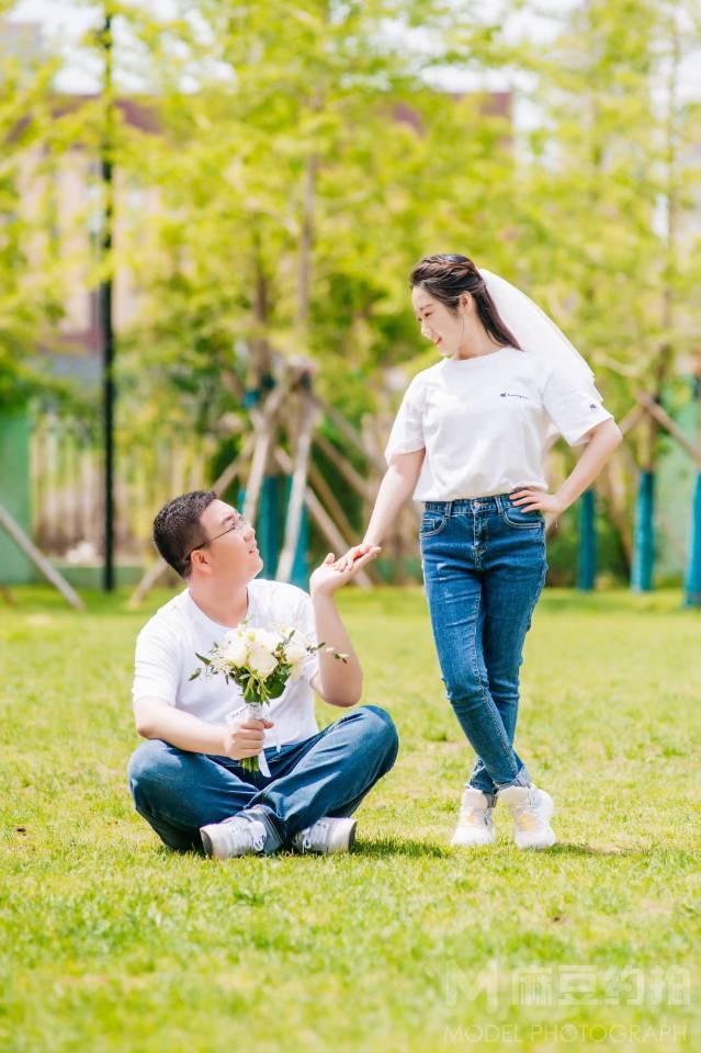 情侣模特