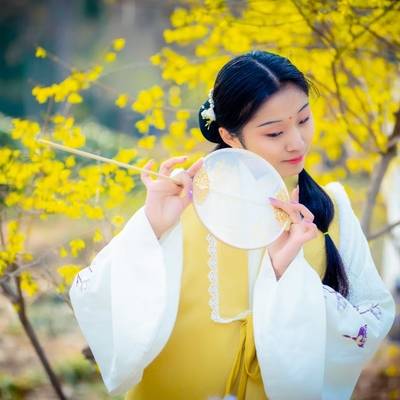 清新模特