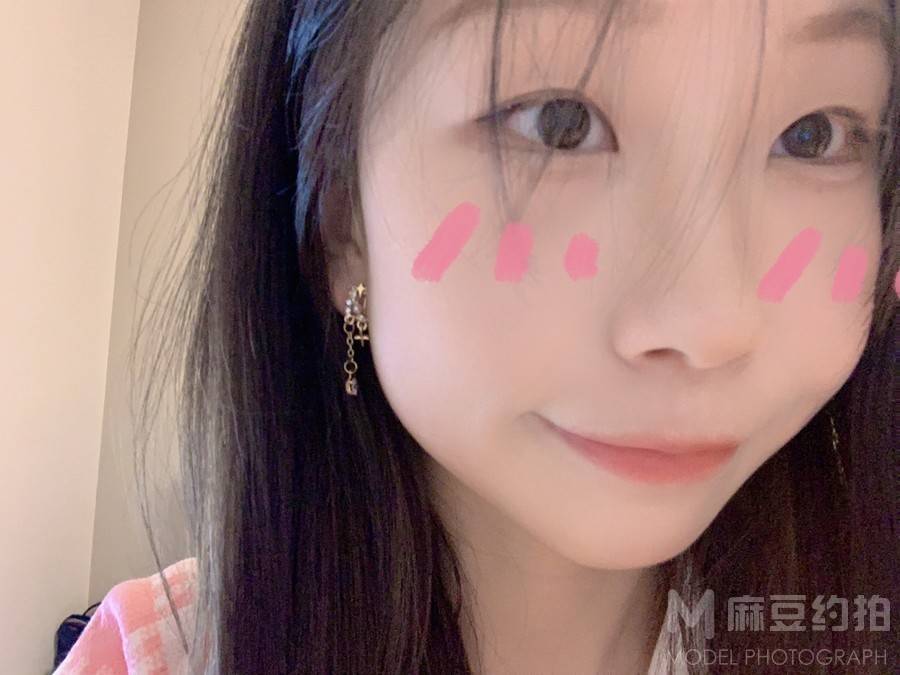 纪实模特