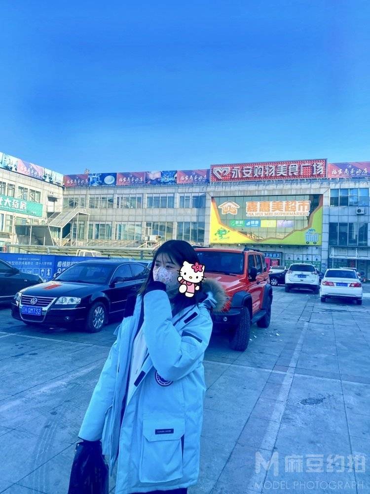 校园模特