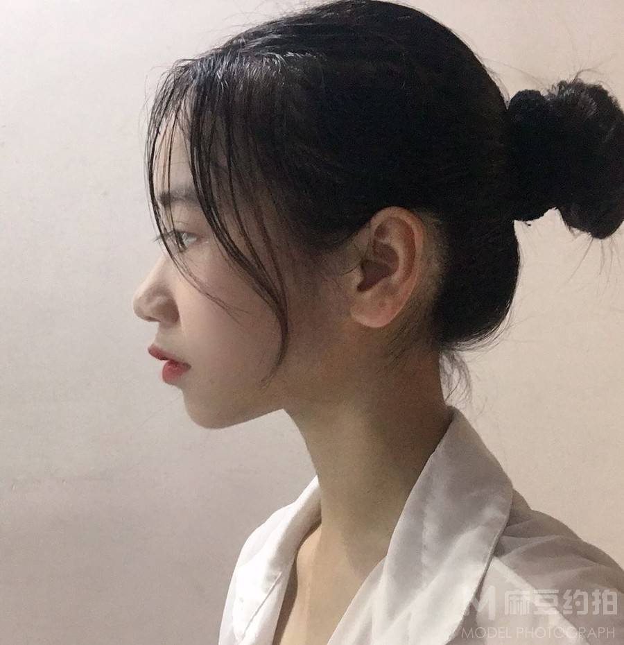 纪实模特