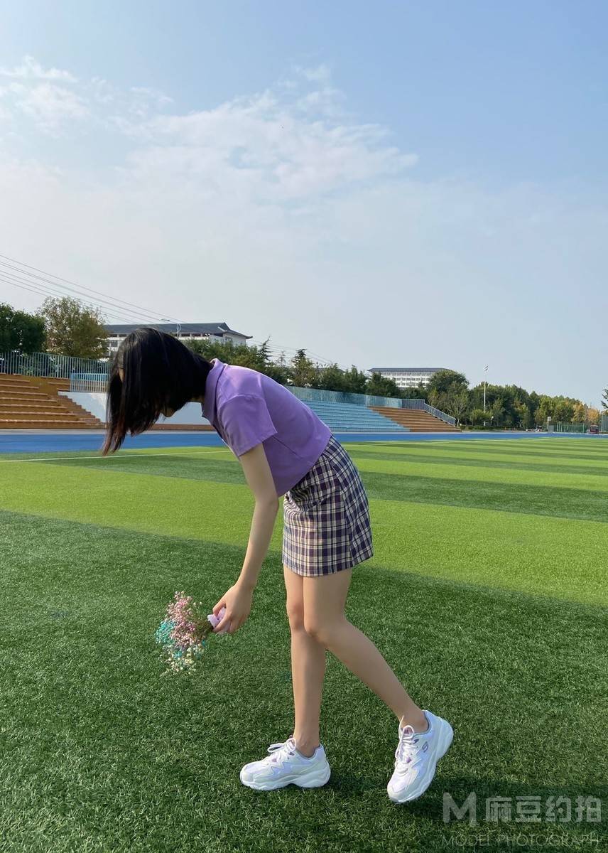 校园模特