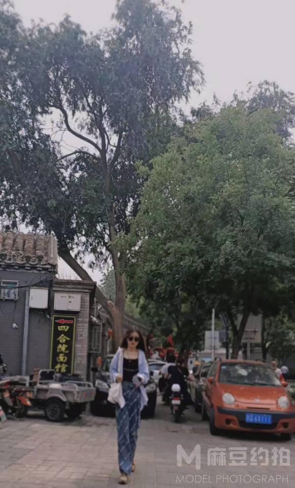 校园模特