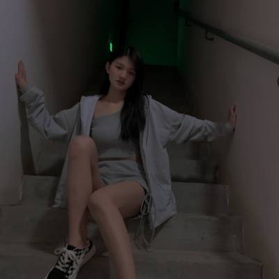 黑白模特