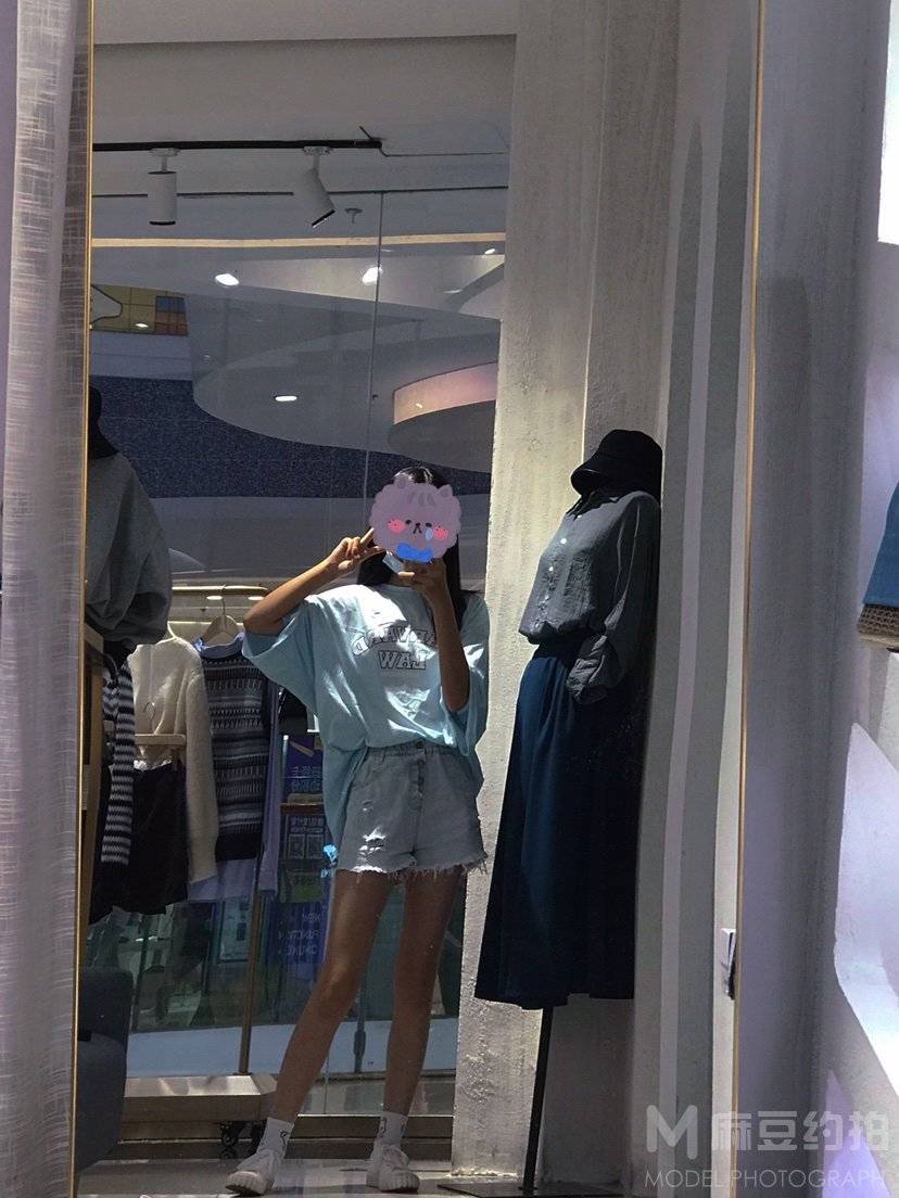 少女模特