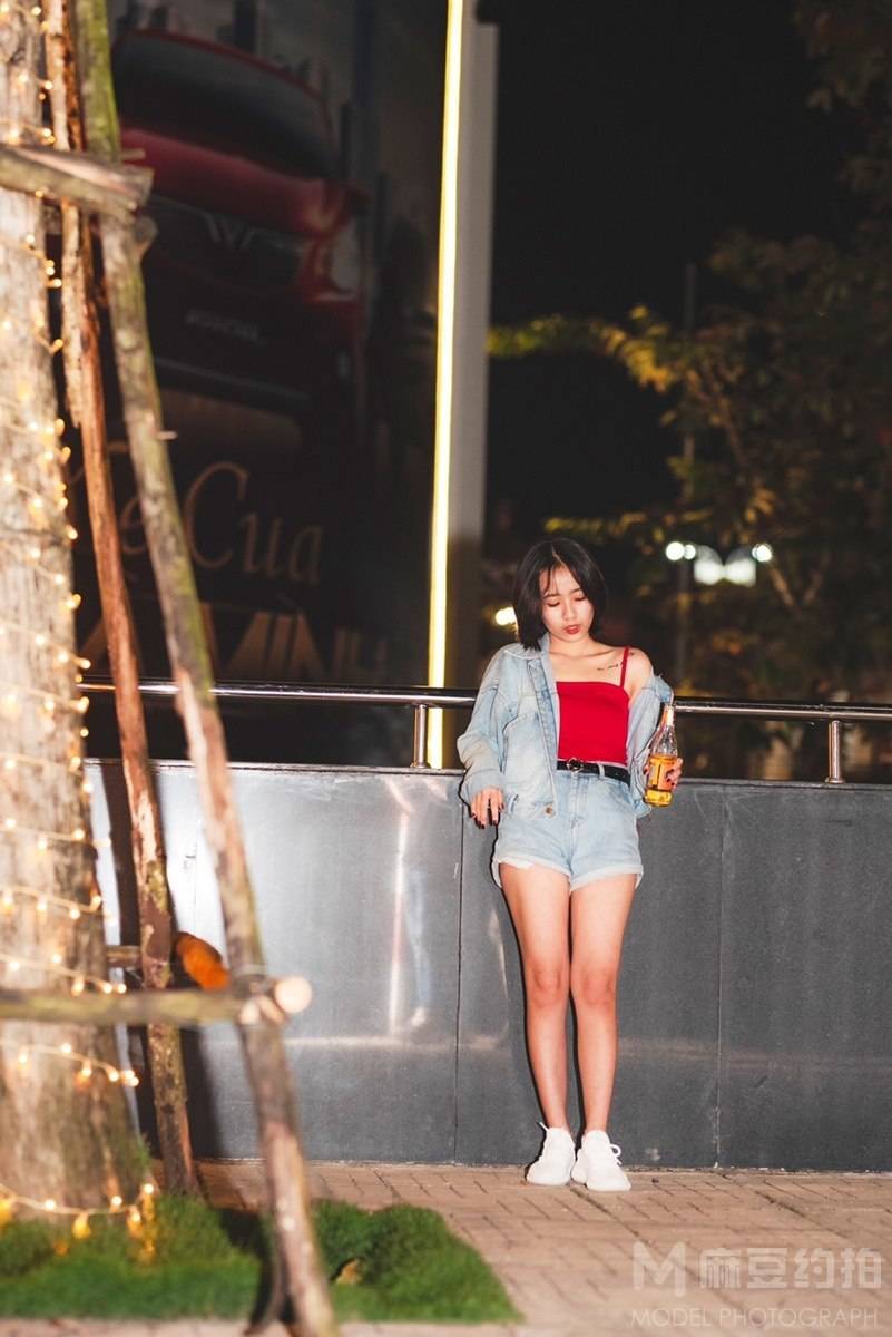 夜景模特