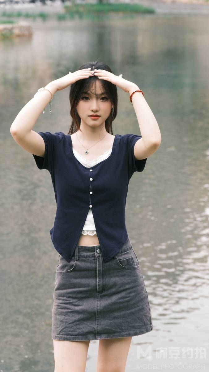 清新模特