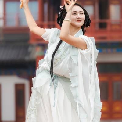汉服模特