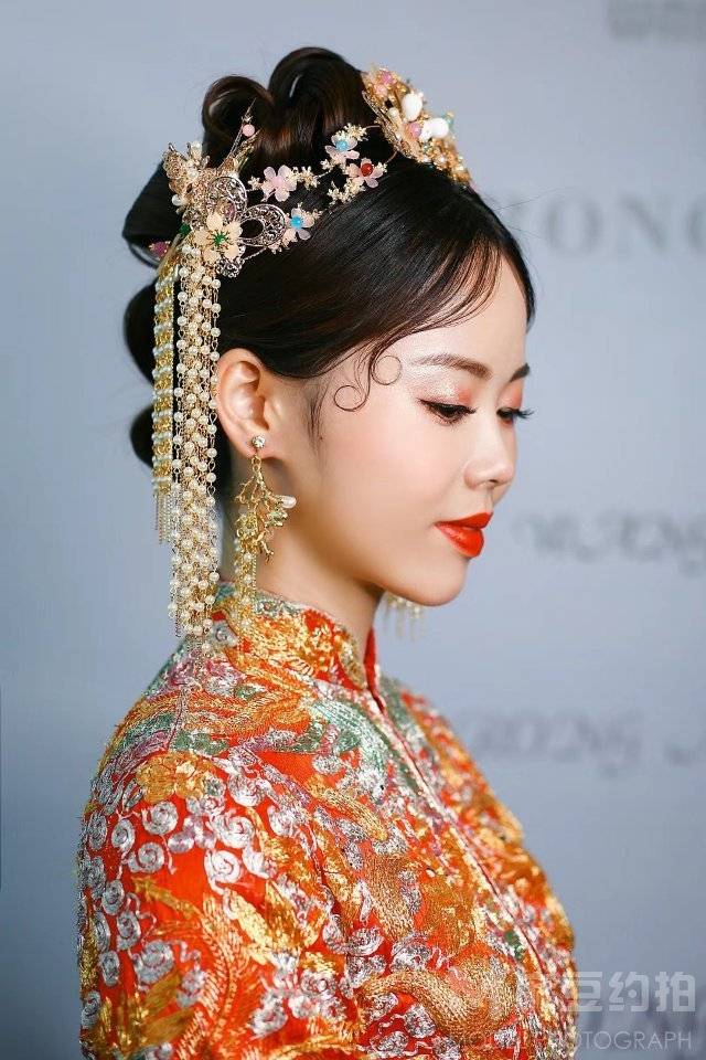 妆容模特