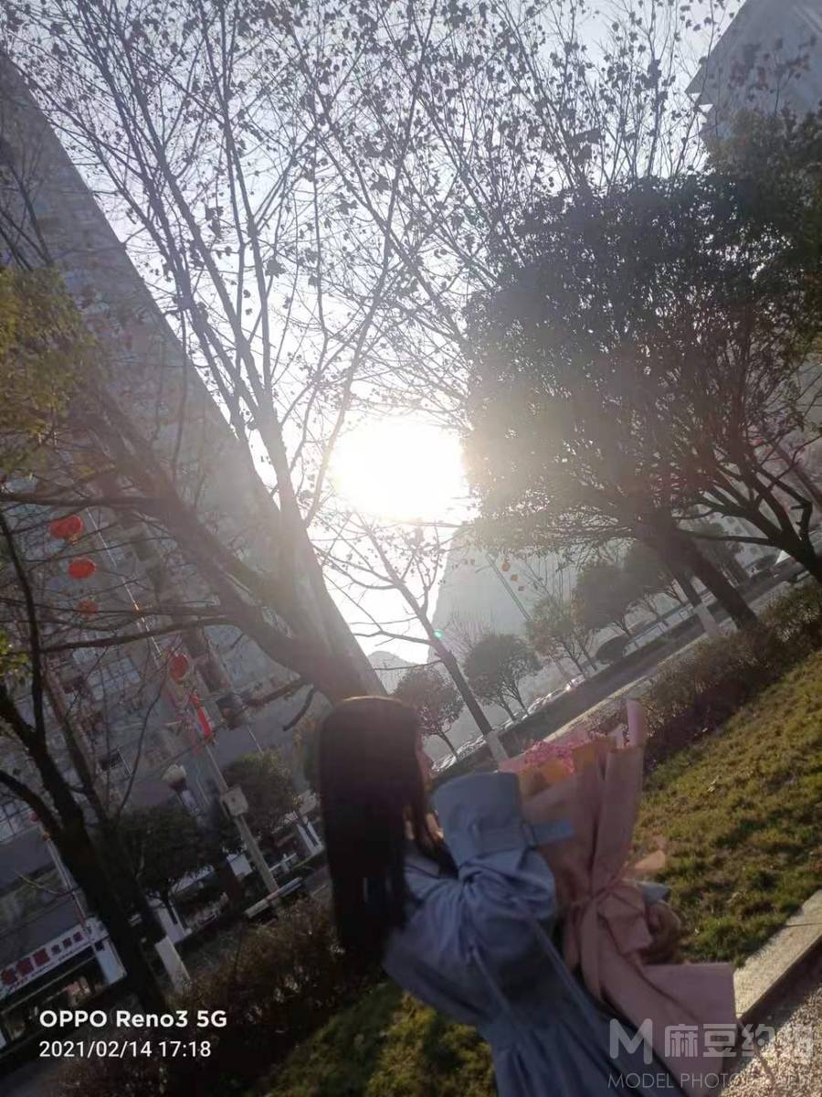 清新模特