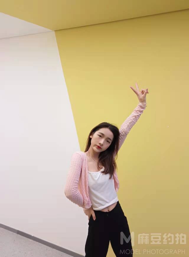 校园模特