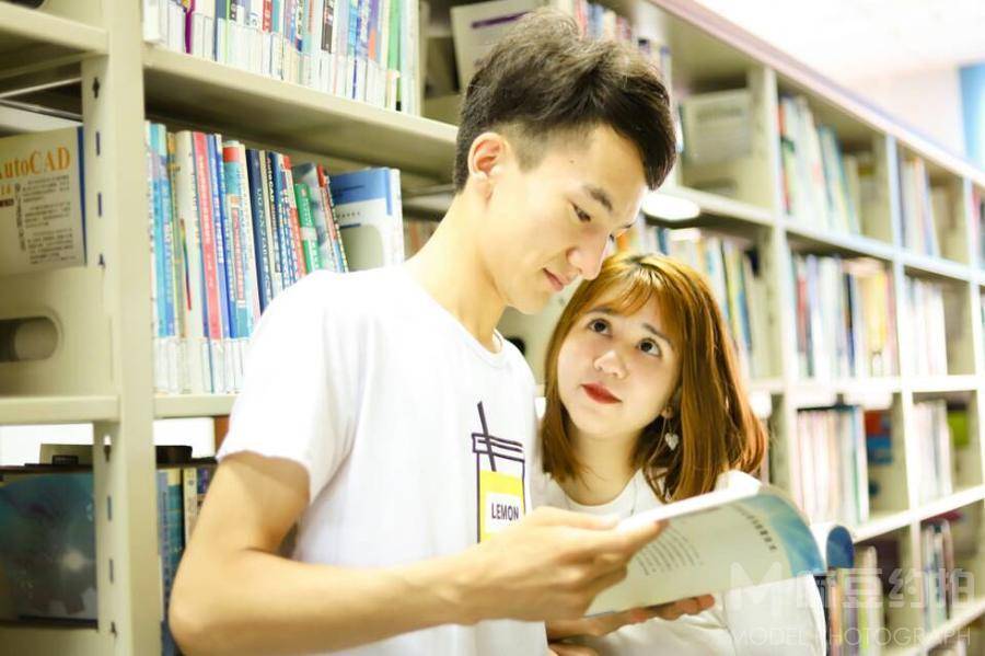 情侣模特