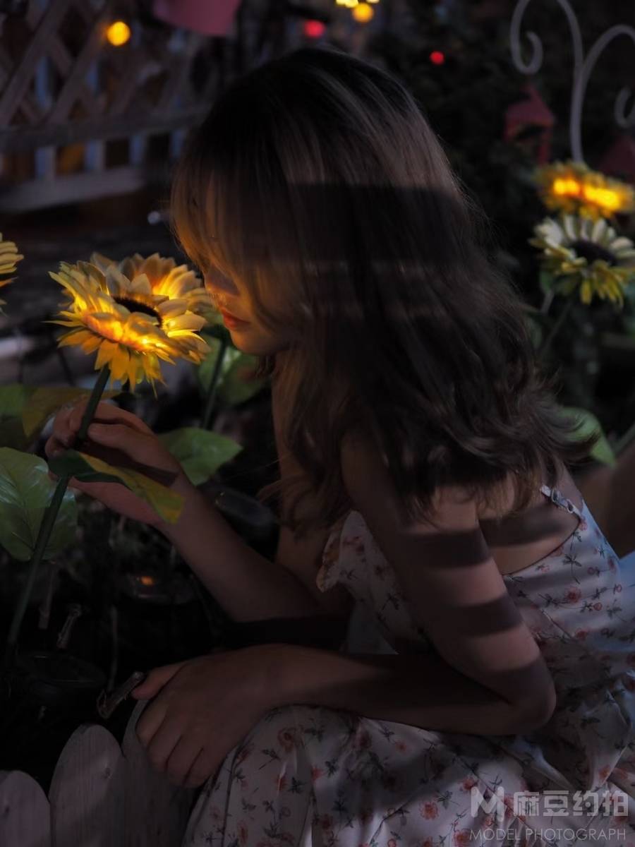 夜景模特