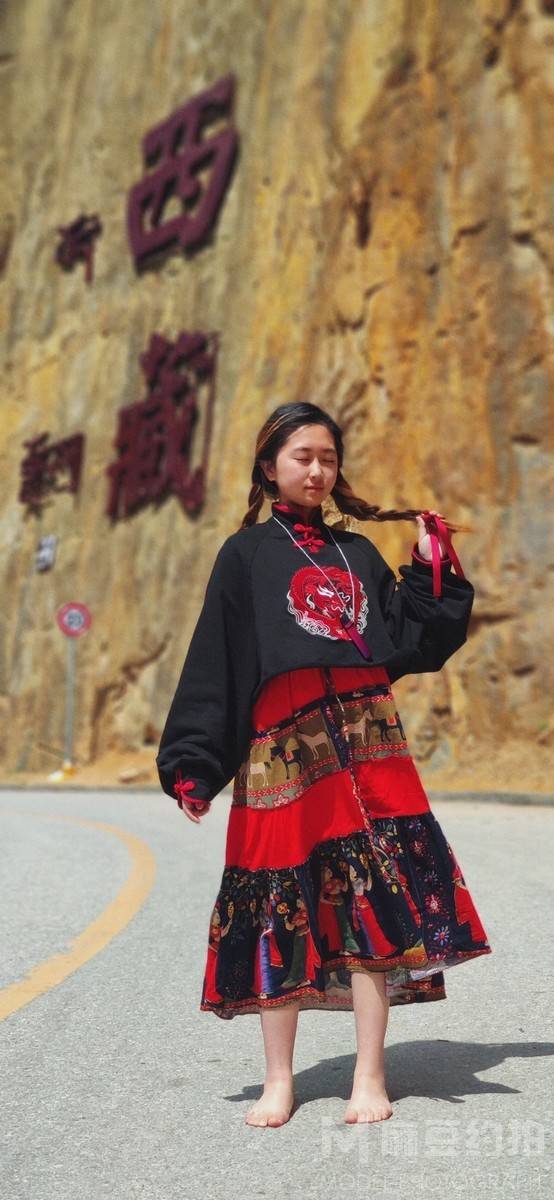 汉服模特
